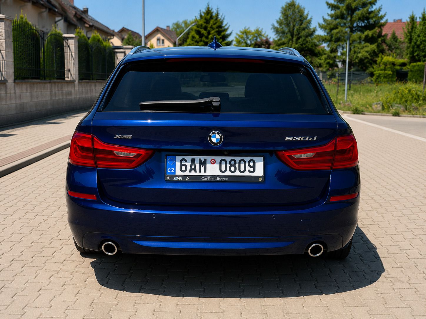 BMW Řada 5, BMW 530 xD Touring - fotka 5