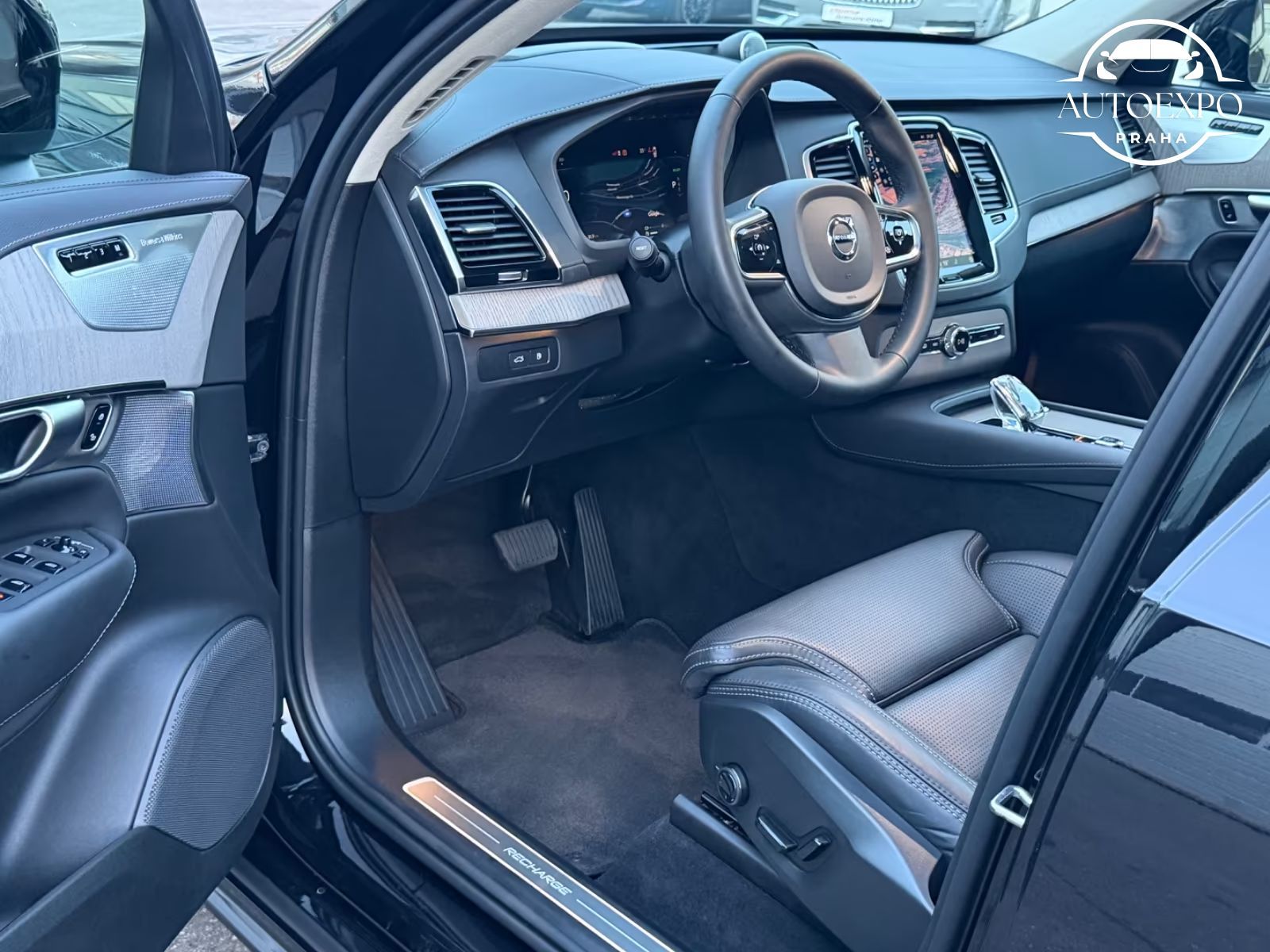Volvo XC90, T8 Ultra Dark*PANORAMA*Massage - fotka 6