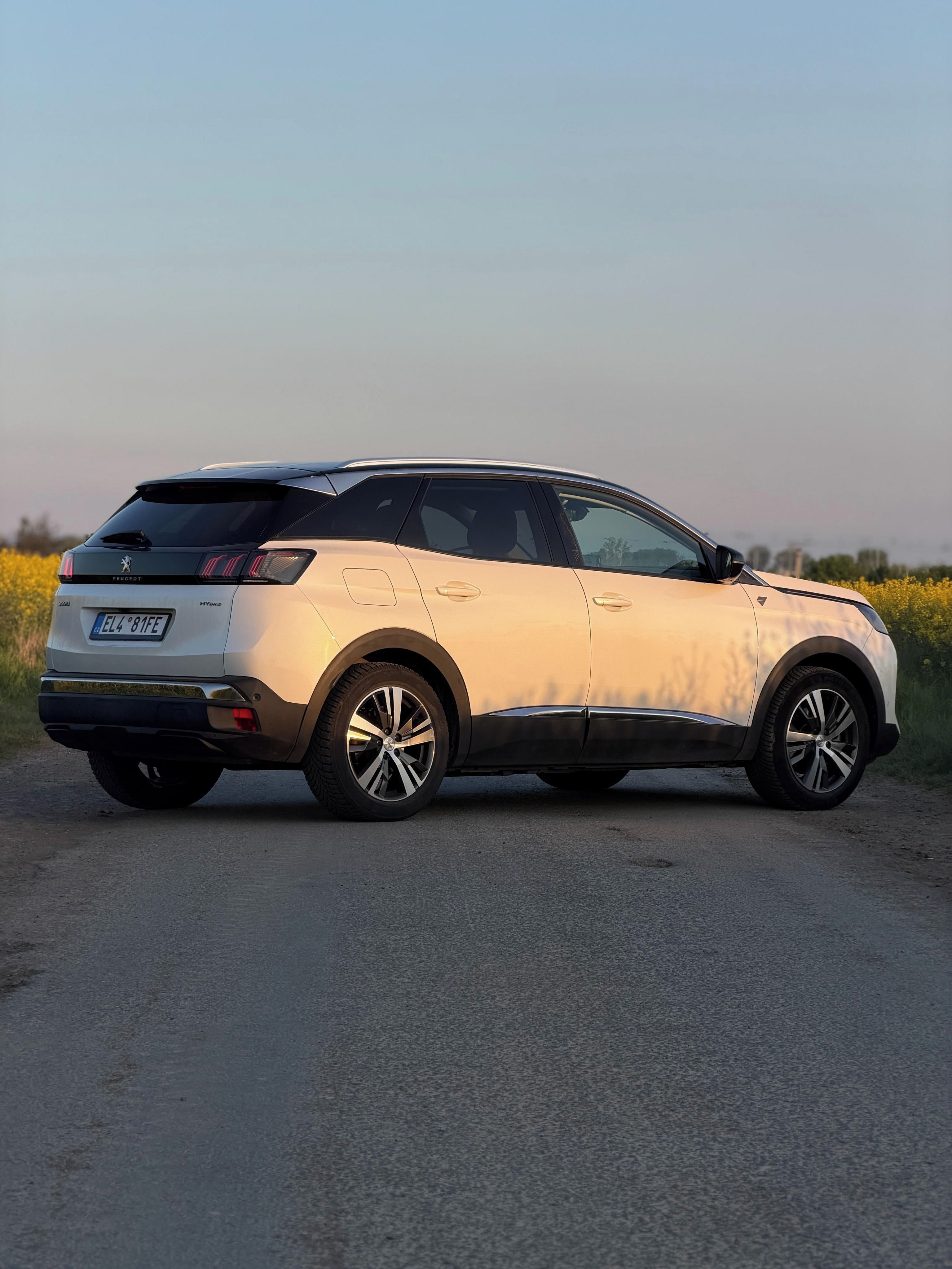 Peugeot 3008, Peugeot 3008 1.6 PHEV 225 e-EA - fotka 4
