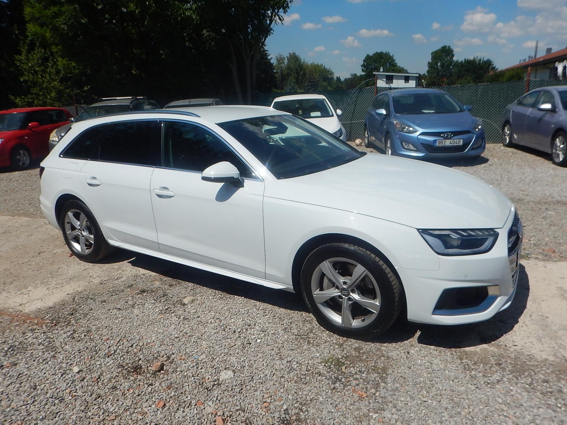 Audi A4, 2.0 TDi 150kw - fotka 2
