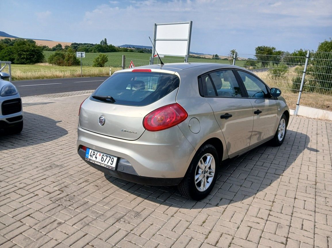Fiat Bravo, 1,4 16V Nová TK původ ČR - fotka 5