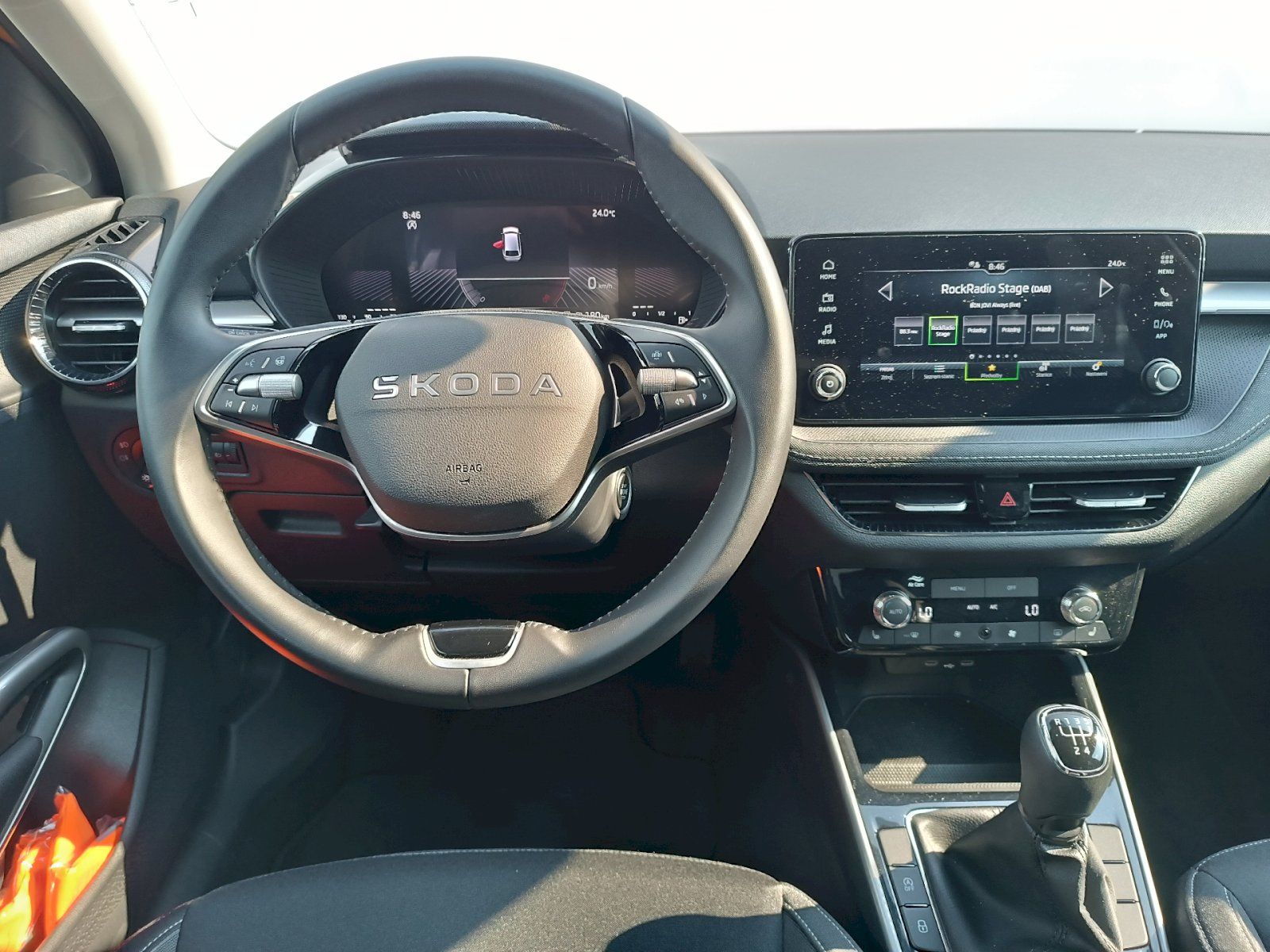 Škoda Fabia, TOP Selection 1,0TSi / 70kw 5° - fotka 5