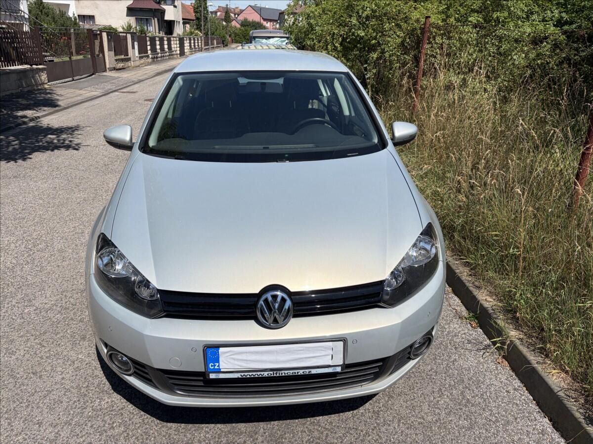 Volkswagen Golf, 1,2 1.2 TSI, 1.maj, CZ,servisk - fotka 2