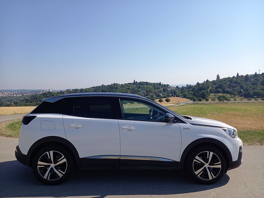 Peugeot 3008, 1,5 Blue HDi 96kW Allure CZ - fotka 6