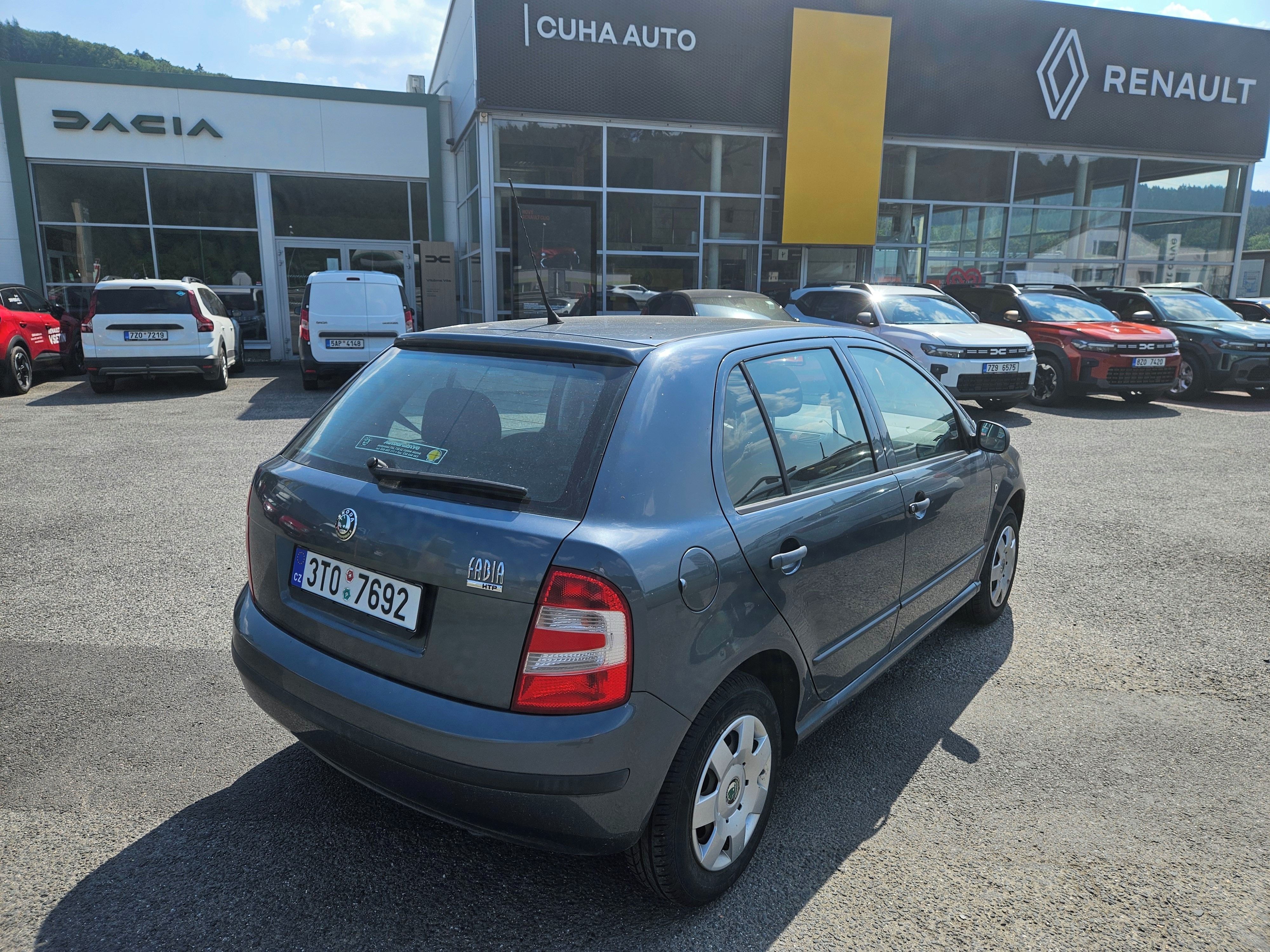 Škoda Fabia, najeto pouze 65 tis km - fotka 5