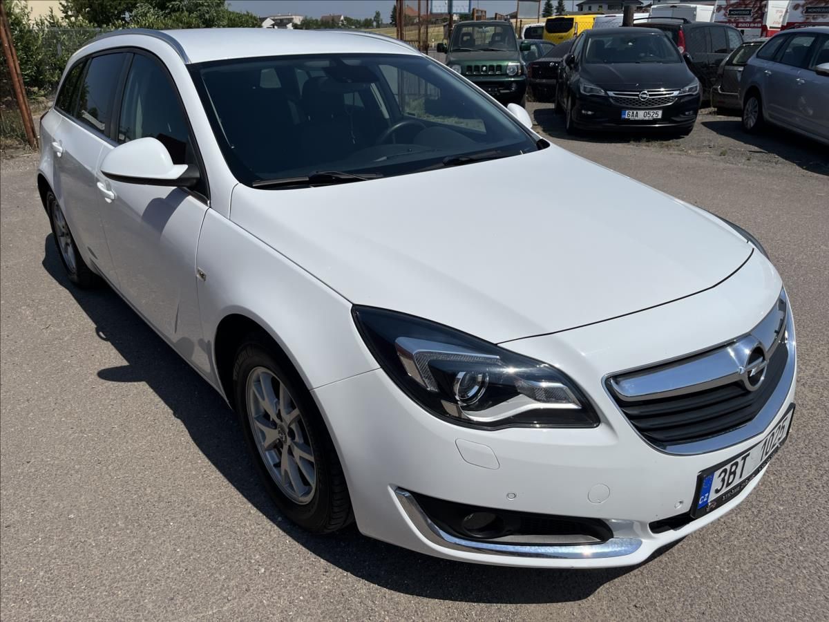 Opel Insignia, 1,6 CDTi KLIMA ROZVODY SERVIS - fotka 3