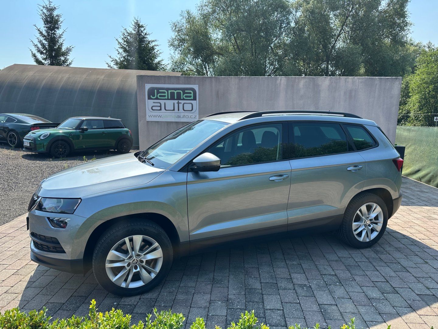 Škoda Karoq, 1,5TSI 110KW STYLE 1.MAJITEL - fotka 3