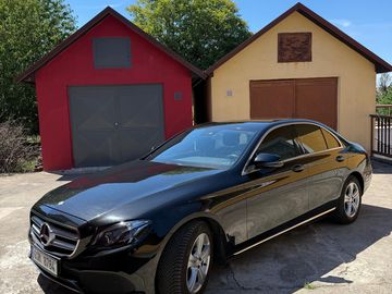Mercedes-Benz E 200 D