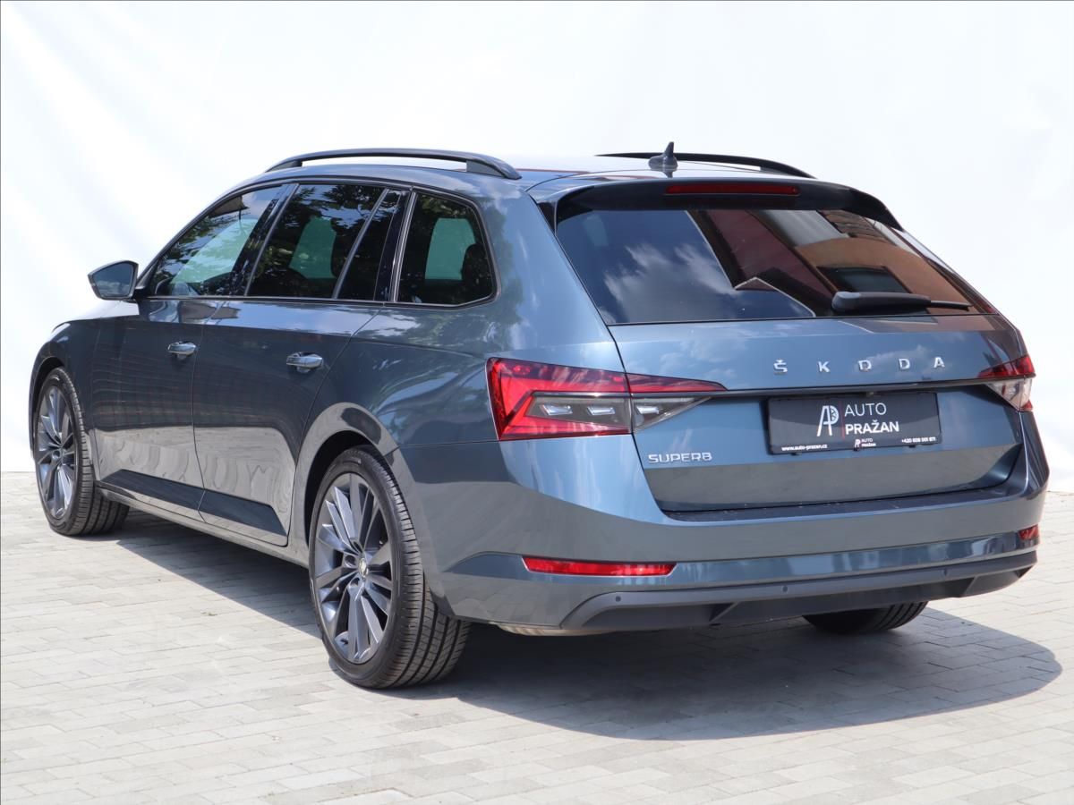 Škoda Superb, 2,0 TDI DSG ACC DCC Kamera LED - fotka 4