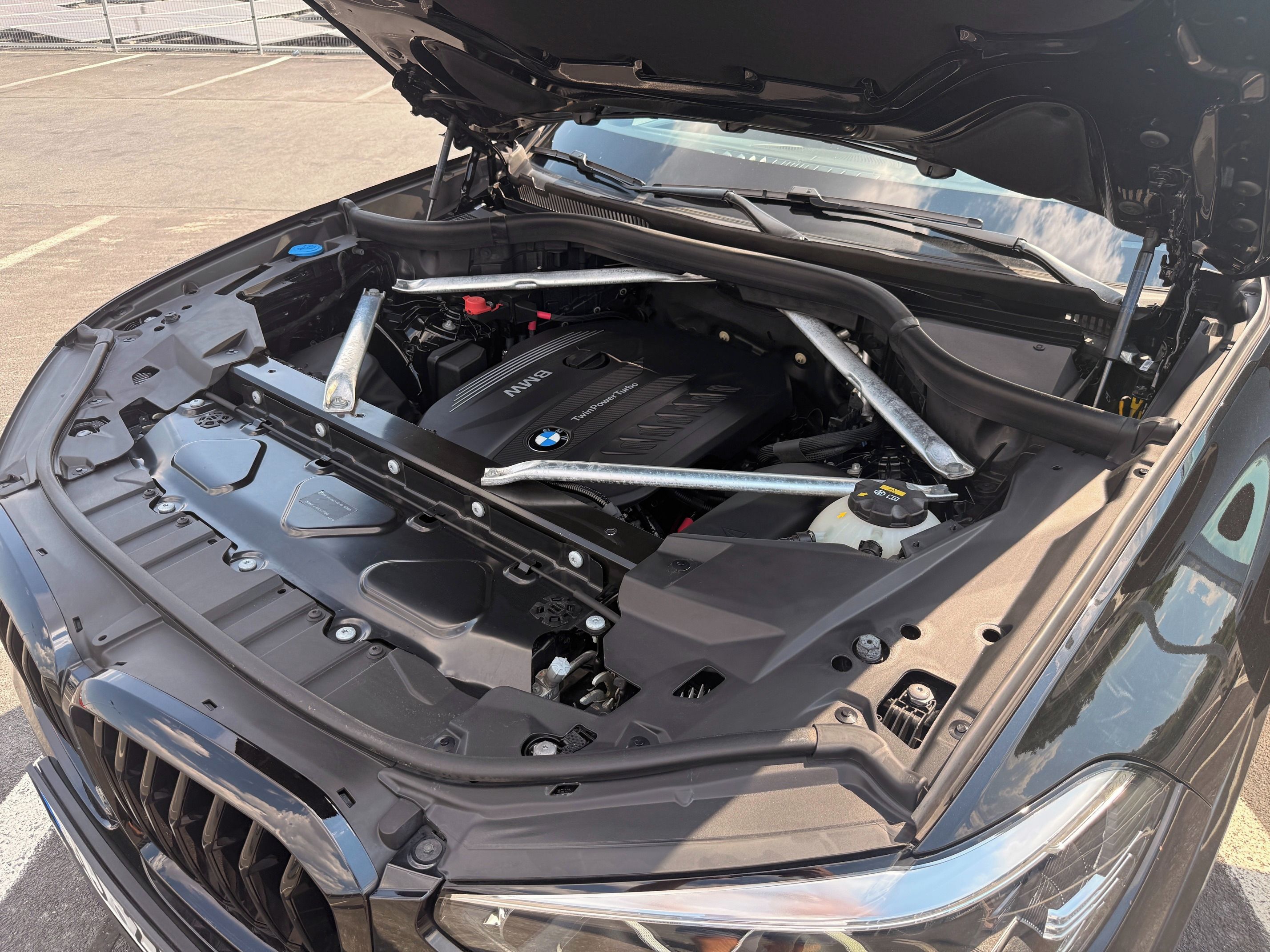 BMW X5, BMW X5 xDrive30d M Sport - fotka 6
