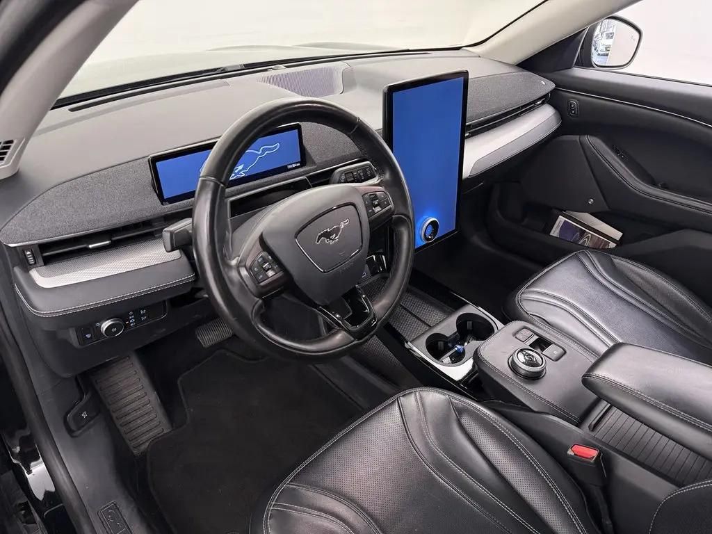Ford Mustang Mach-E, RWD 75kWh 190kW 1.Maj DPH - fotka 3
