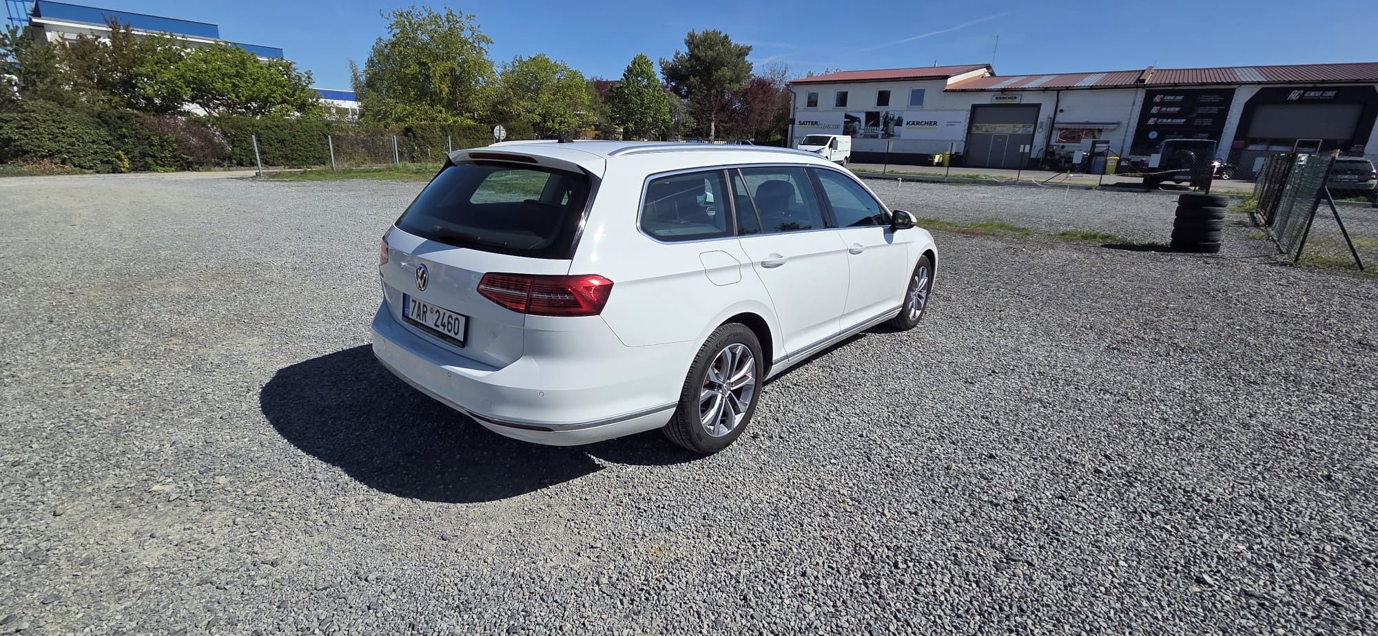 Volkswagen Passat, 2.0 TDI DSG NOVÉ V ČR - fotka 5