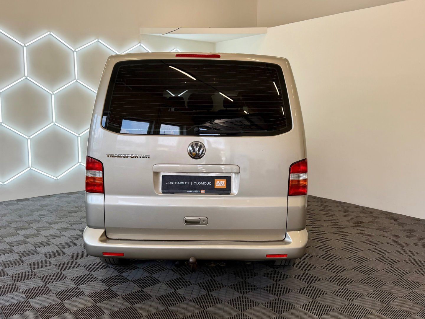 Volkswagen Transporter, LONG 2.5TDi96kW SHUTTLE/8 MÍST - fotka 5