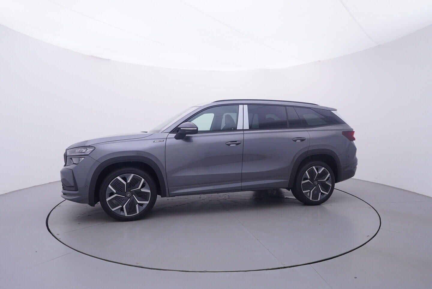 Škoda Kodiaq, Sportline 2,0 TDI 4x4 142 kW - fotka 2