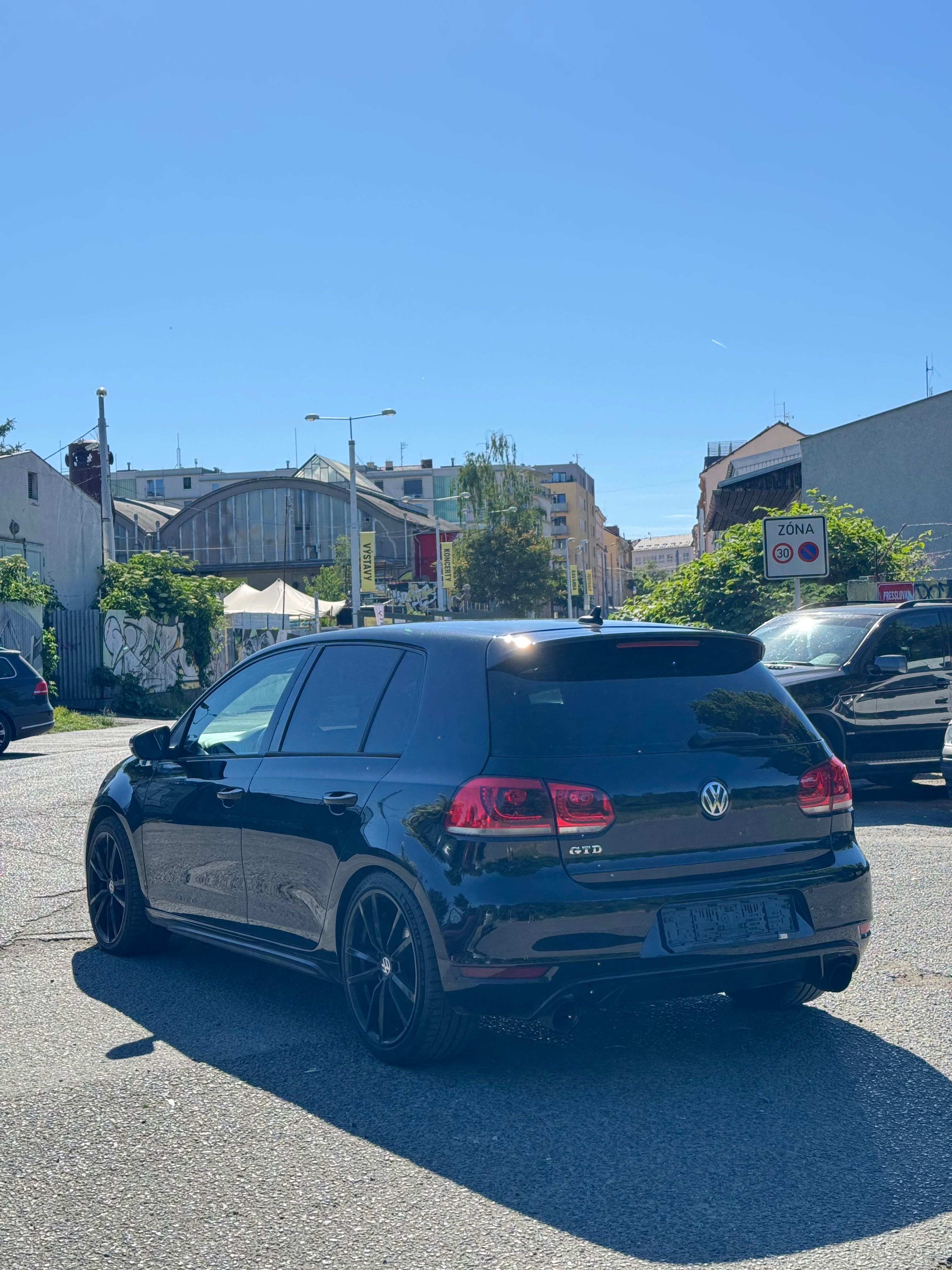 Volkswagen Golf, Golf GTD 2.0TDI 125kw DSG - fotka 3