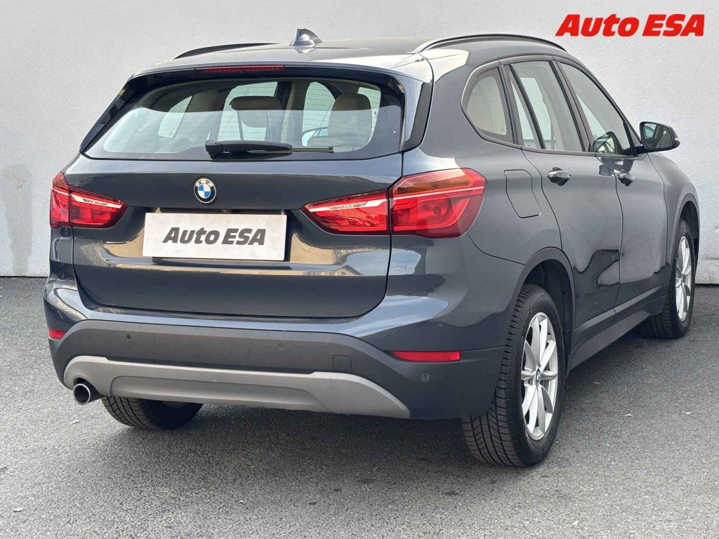 BMW X1, 1.5 D - fotka 4