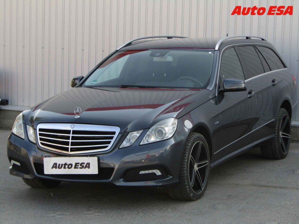 Mercedes-Benz Třídy E, 350 CDi 350 - fotka 3