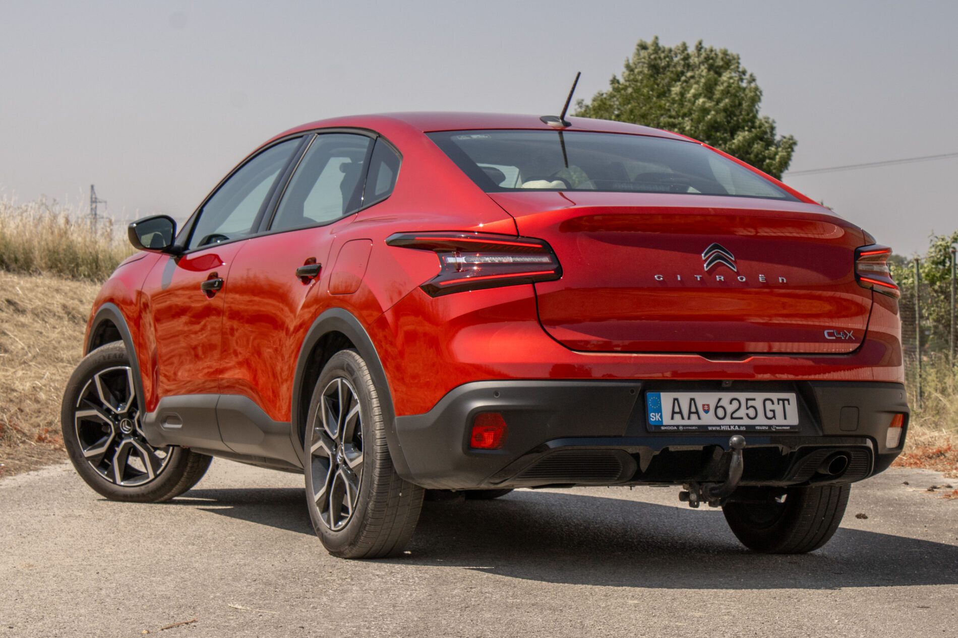 Citroën C4 X - fotka 6