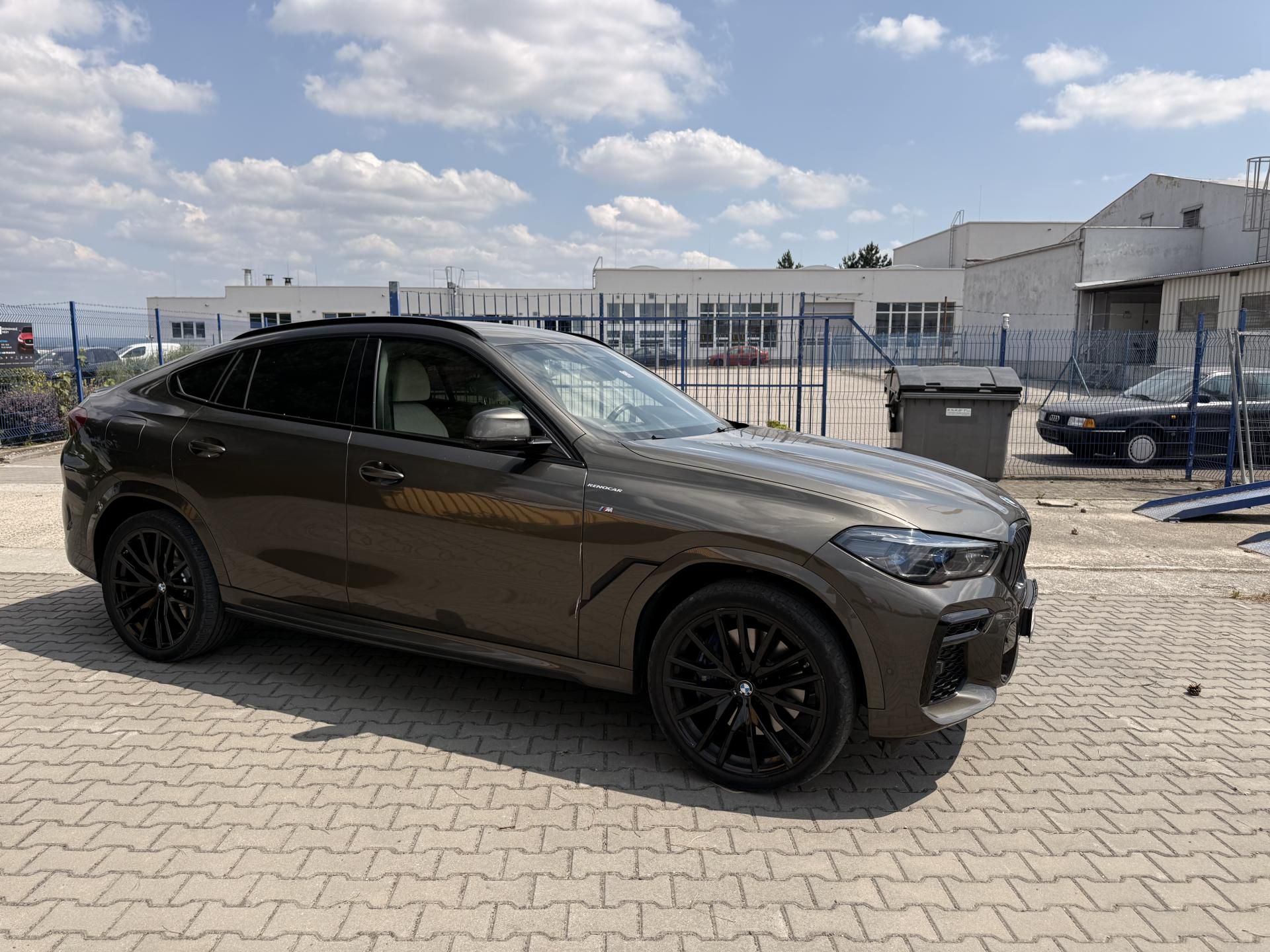 BMW X6, 40D, M-SPORT,ČR,PŘIPRAVUJEME - fotka 4
