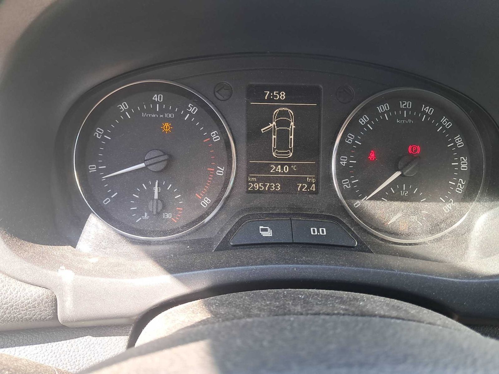 Škoda Roomster, 1.2 TSI, Scout, ČR,1.maj - fotka 3