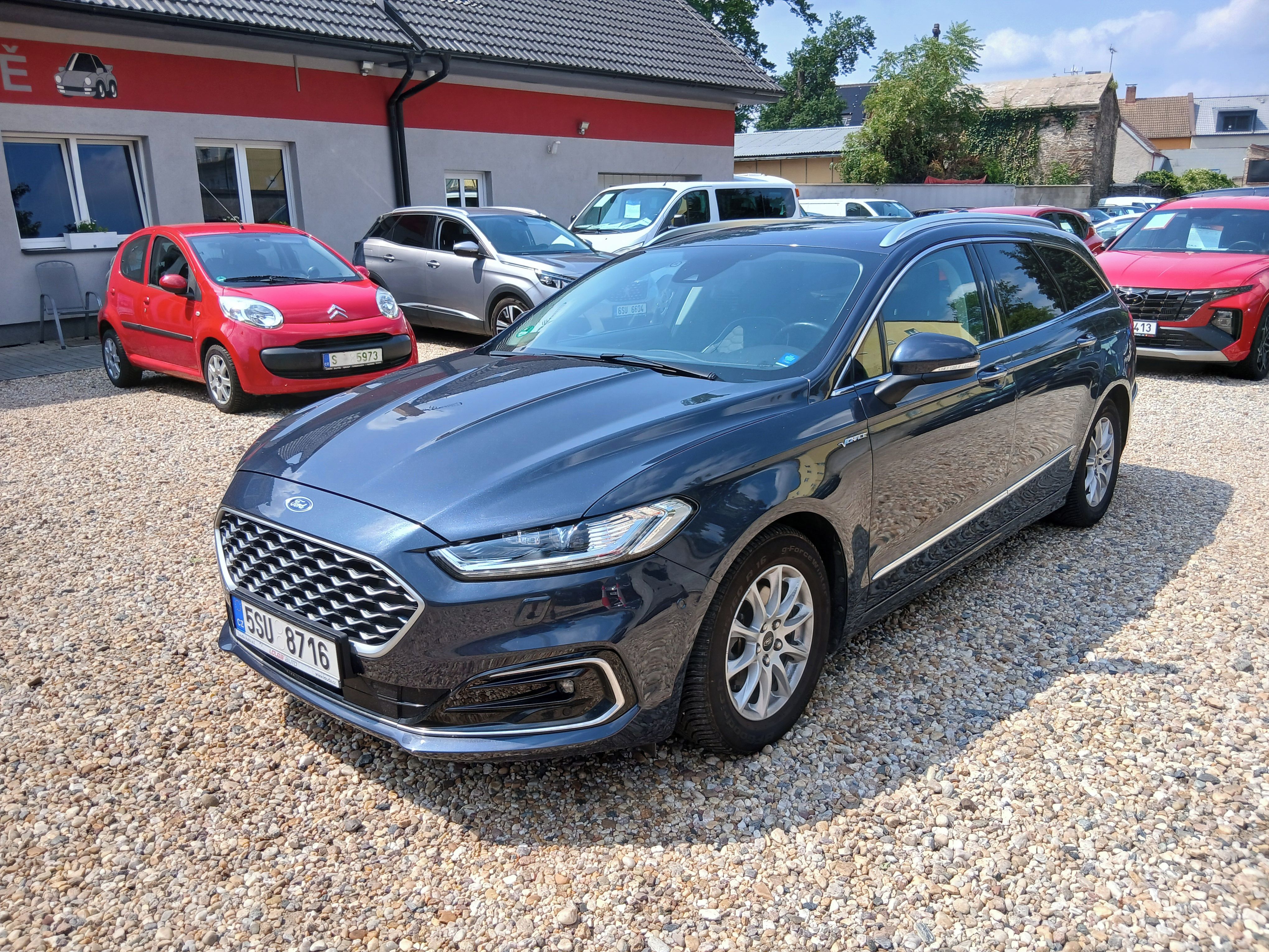 Ford Mondeo, Hybrid 2.0 Vignale S.Kniha DPH