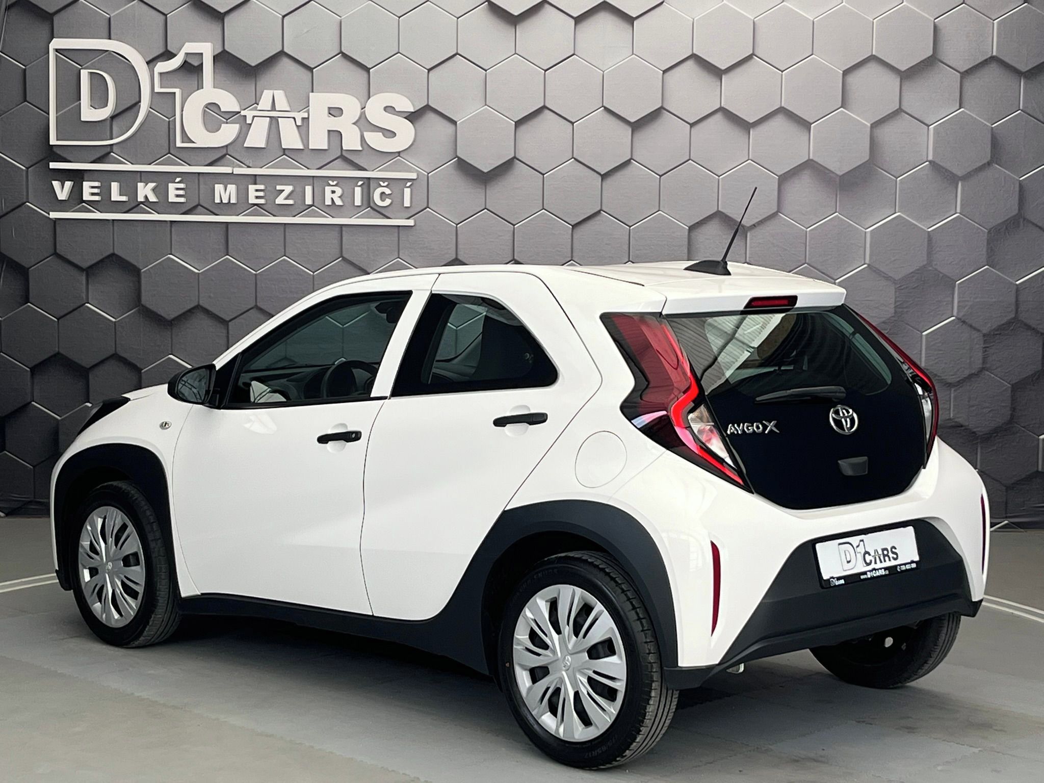 Toyota Aygo, X 1.0 VVT-i 53 kW - fotka 2