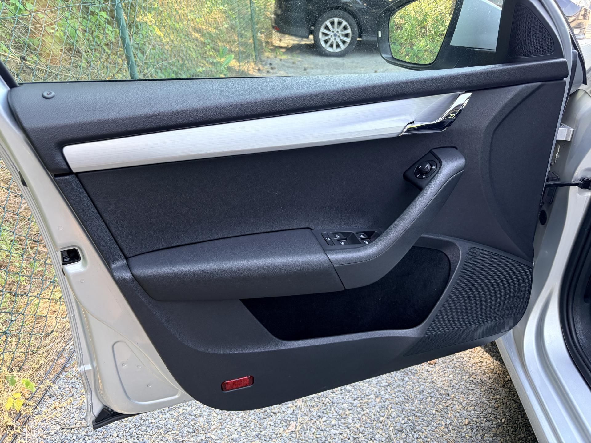 Škoda Octavia, 2.0TDI 4x4 DSG - fotka 6