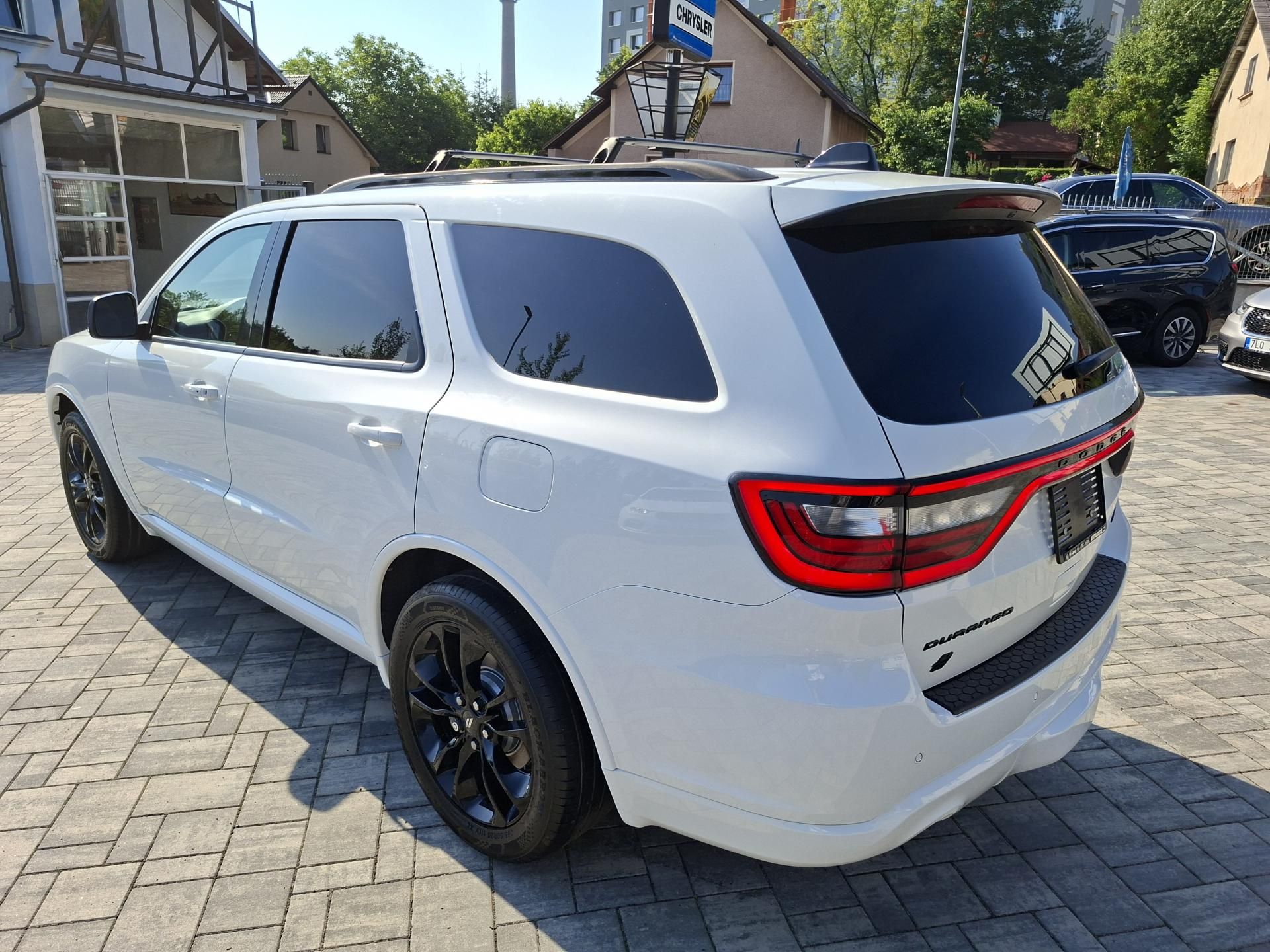 Dodge Durango, 5,7L V8 4x4, Max výbava, tažné - fotka 5