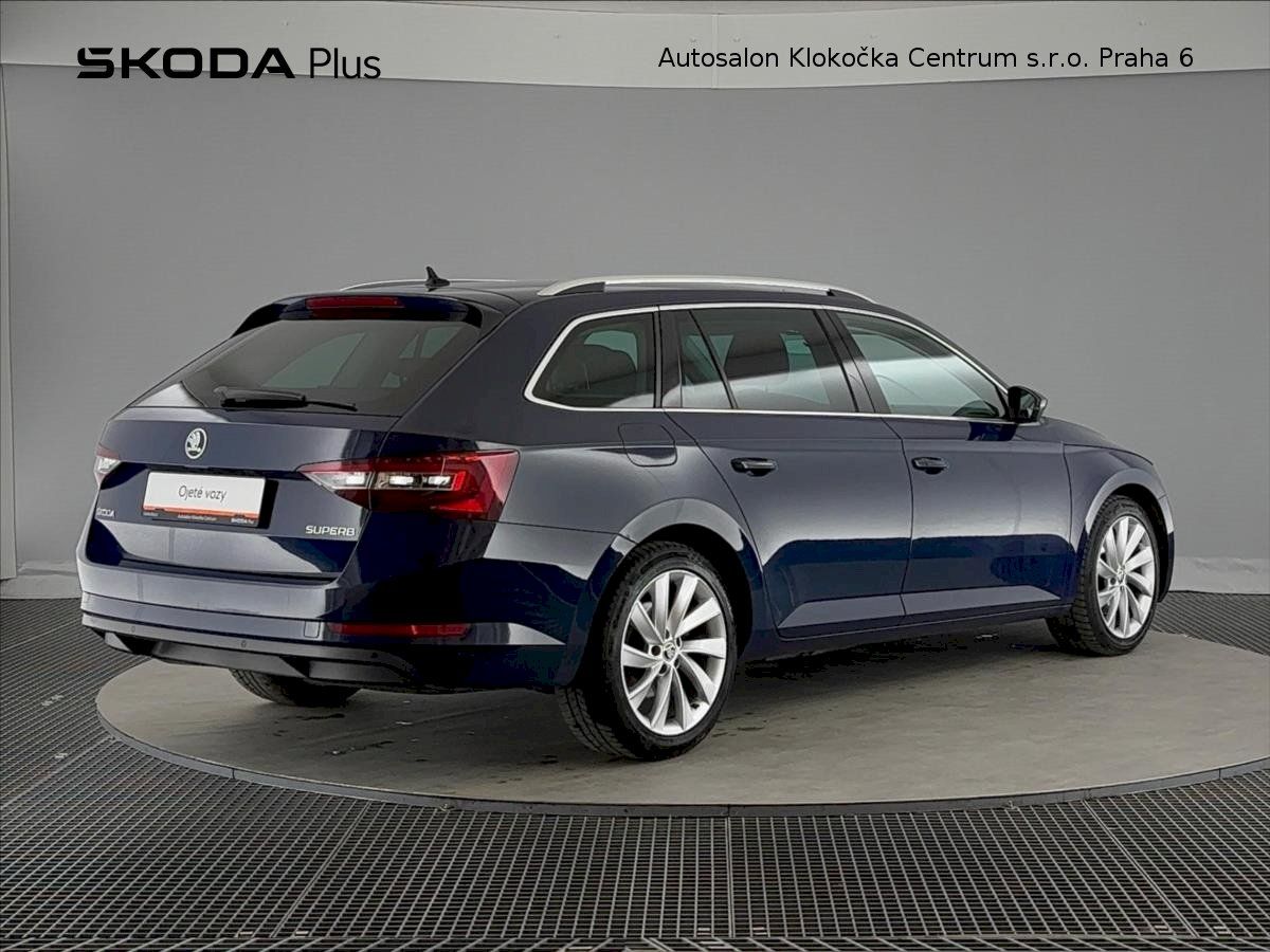 Škoda Superb, TDI110 kW 7DSG - fotka 2