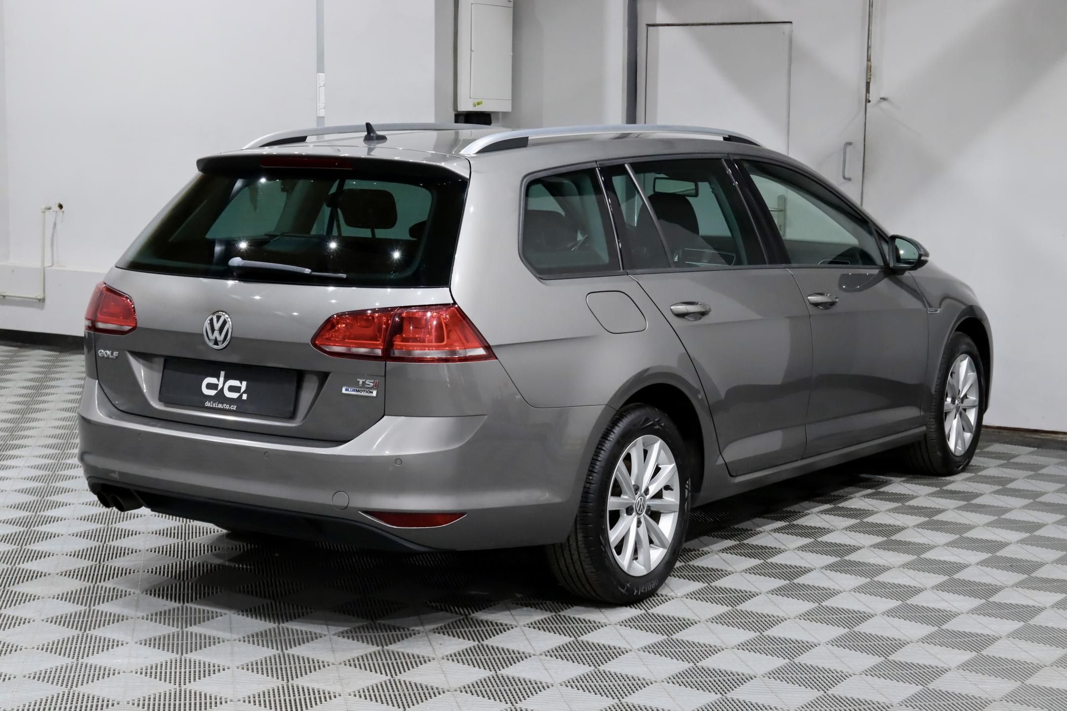 Volkswagen Golf, 7 Variant 1.4 TSI 92 kW - fotka 6