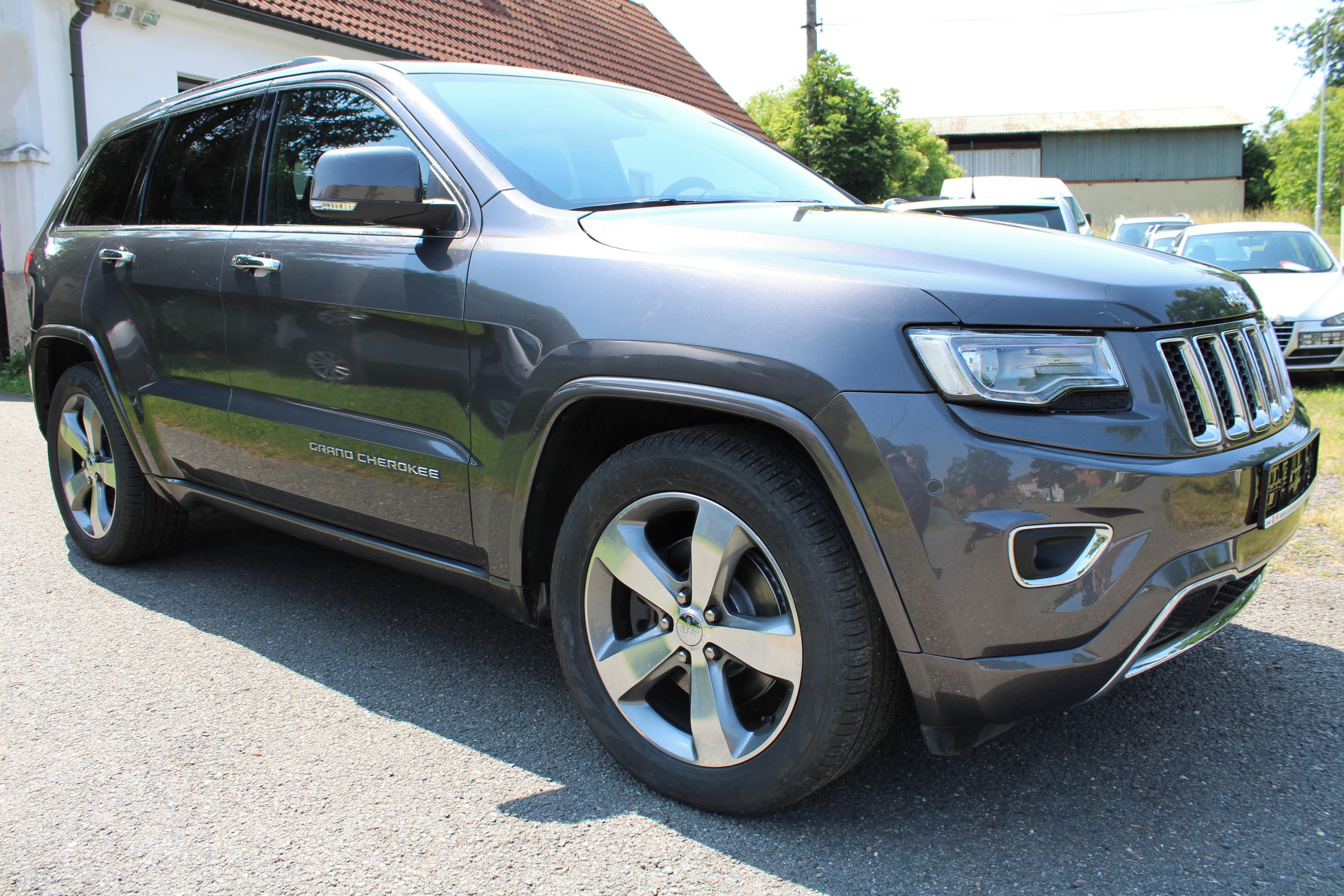 Jeep Grand Cherokee, 3.0 CRD Overland - fotka 6