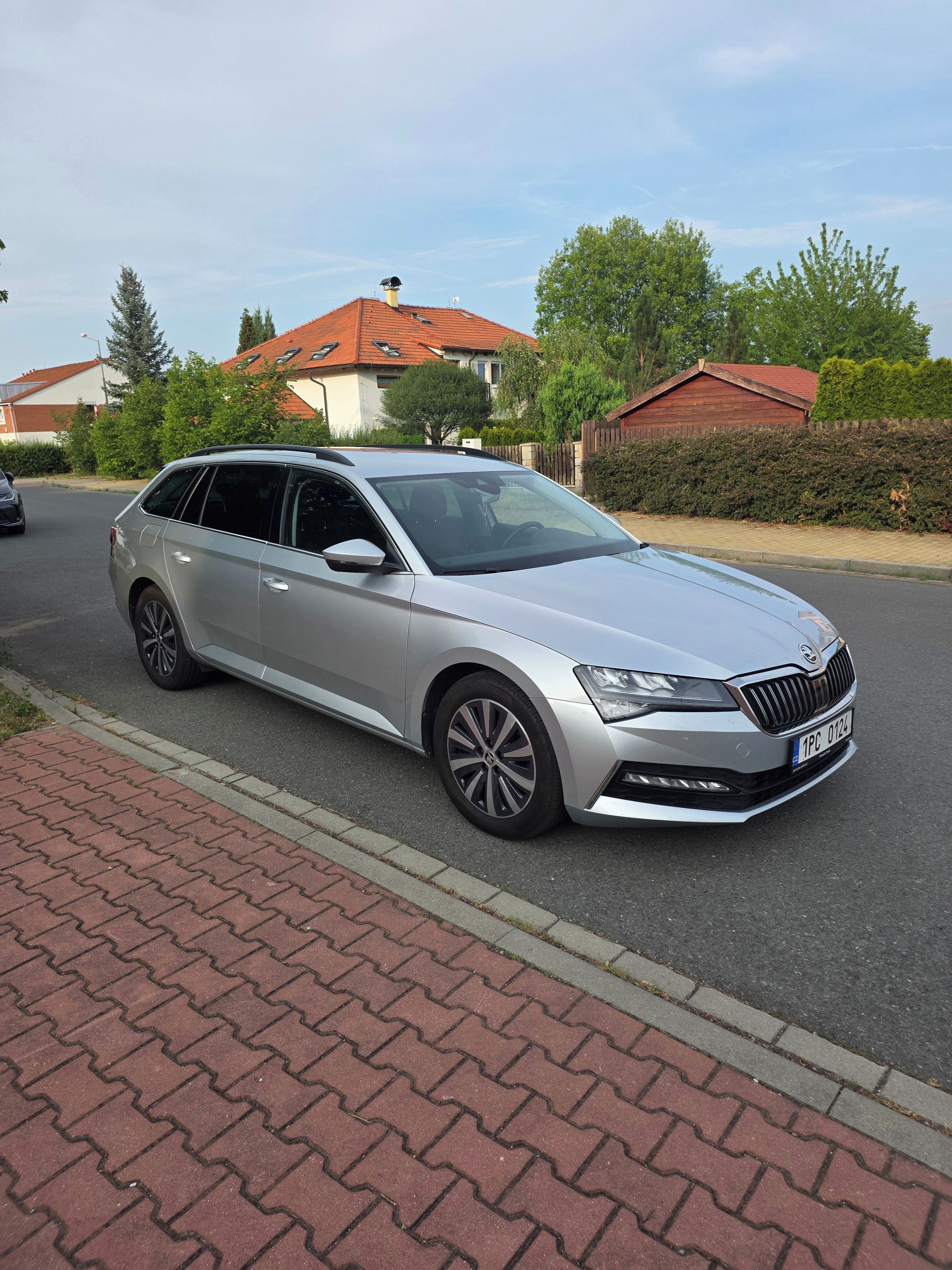 Škoda Superb, 2.0 - fotka 6