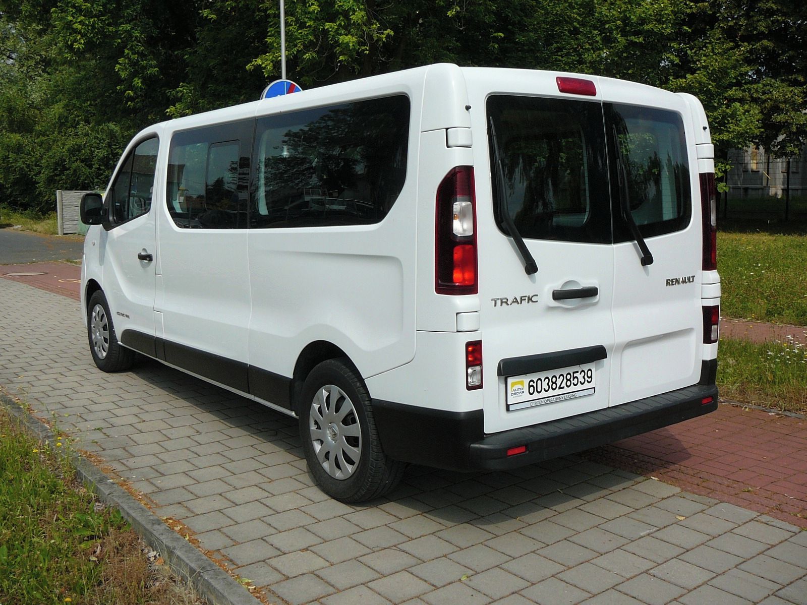 Renault Trafic, 16DCi 92kW 9-Míst L2H1 - fotka 4