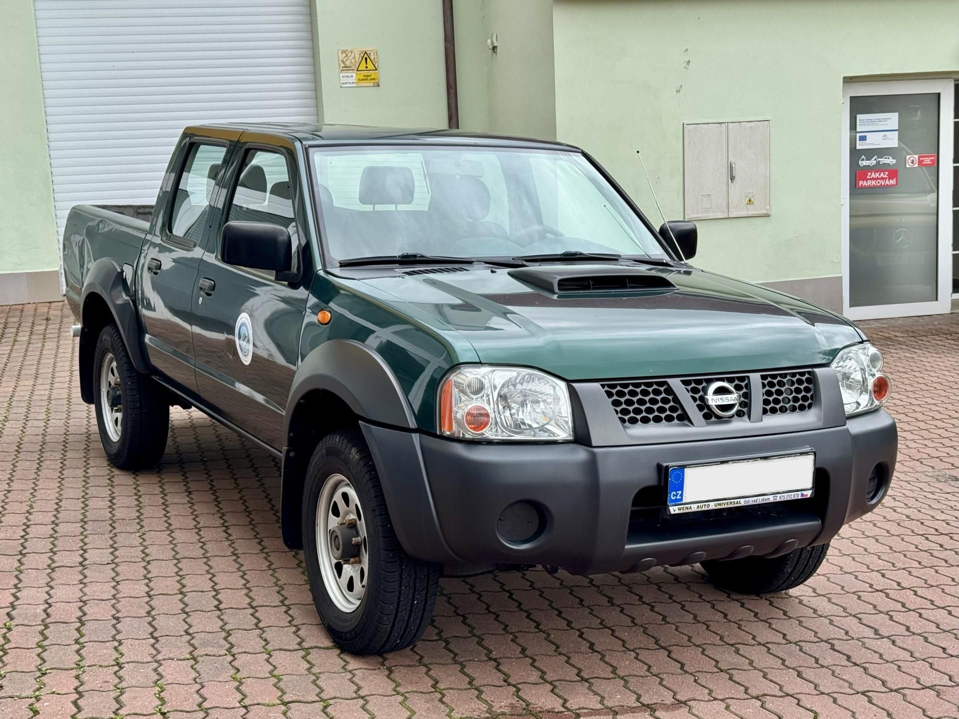 Nissan Double cab, původ ČR, DPH - fotka 4