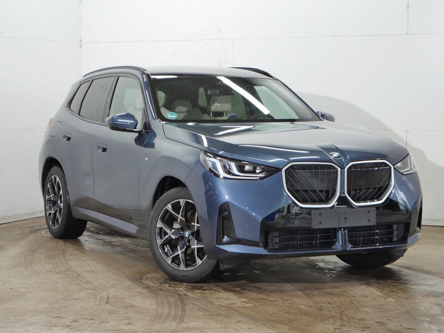 BMW X3, X3 20D xDrive Tažné Nezávislé - fotka 2