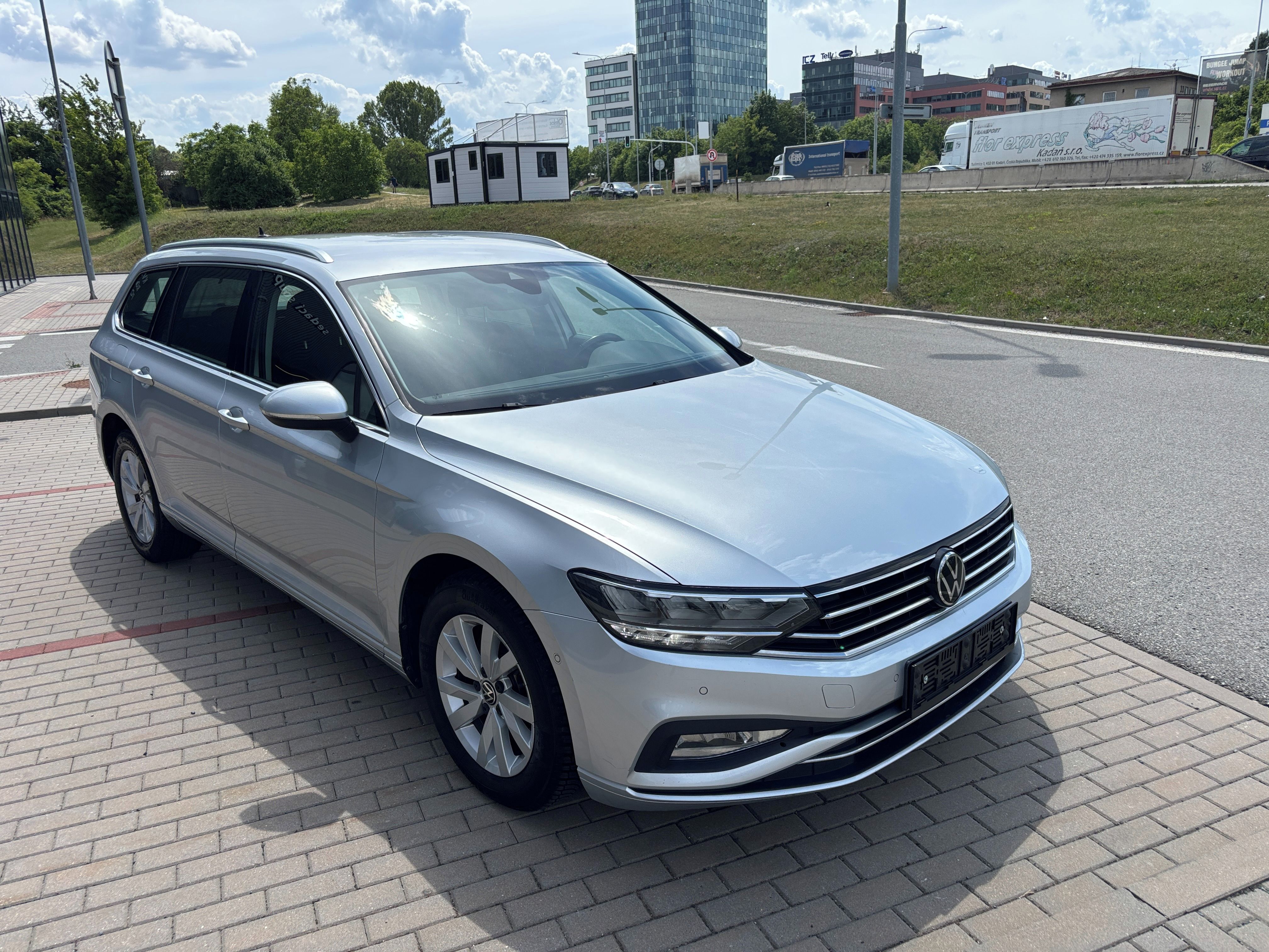 Volkswagen Passat, 1,5 TSi 110kW 1 Majitel DSG - fotka 3
