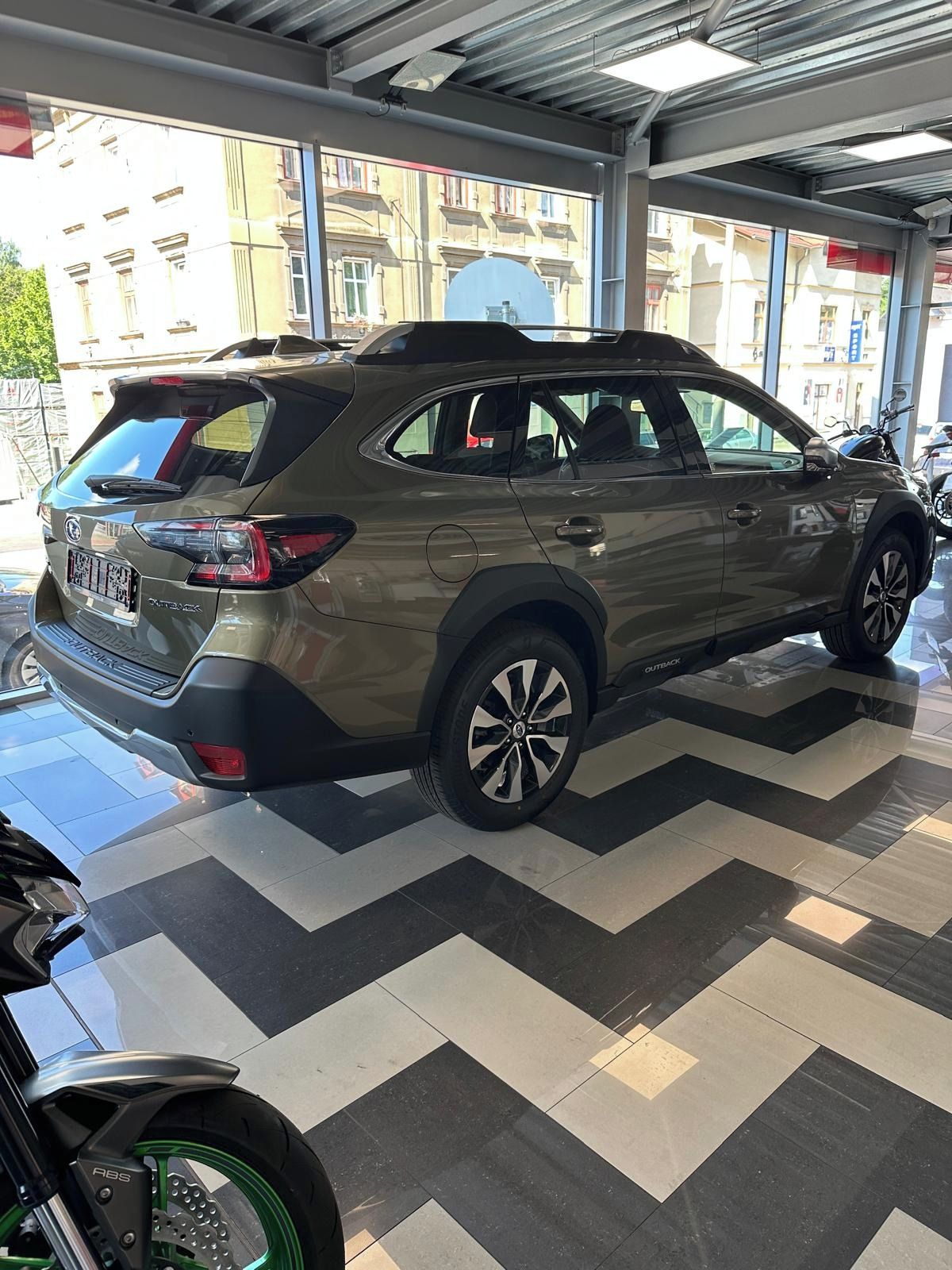 Subaru Outback, Outback Touring - fotka 6