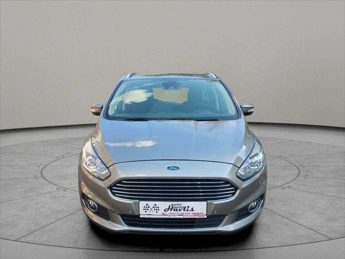 Ford S-MAX, 2,0 Titanium 110 kW PowerShift - fotka 2