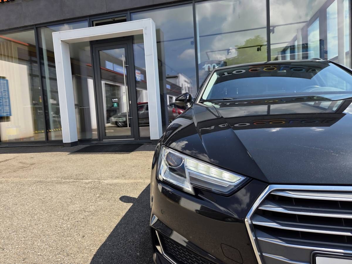 Audi A4, 2.0 TDI DSG - fotka 5