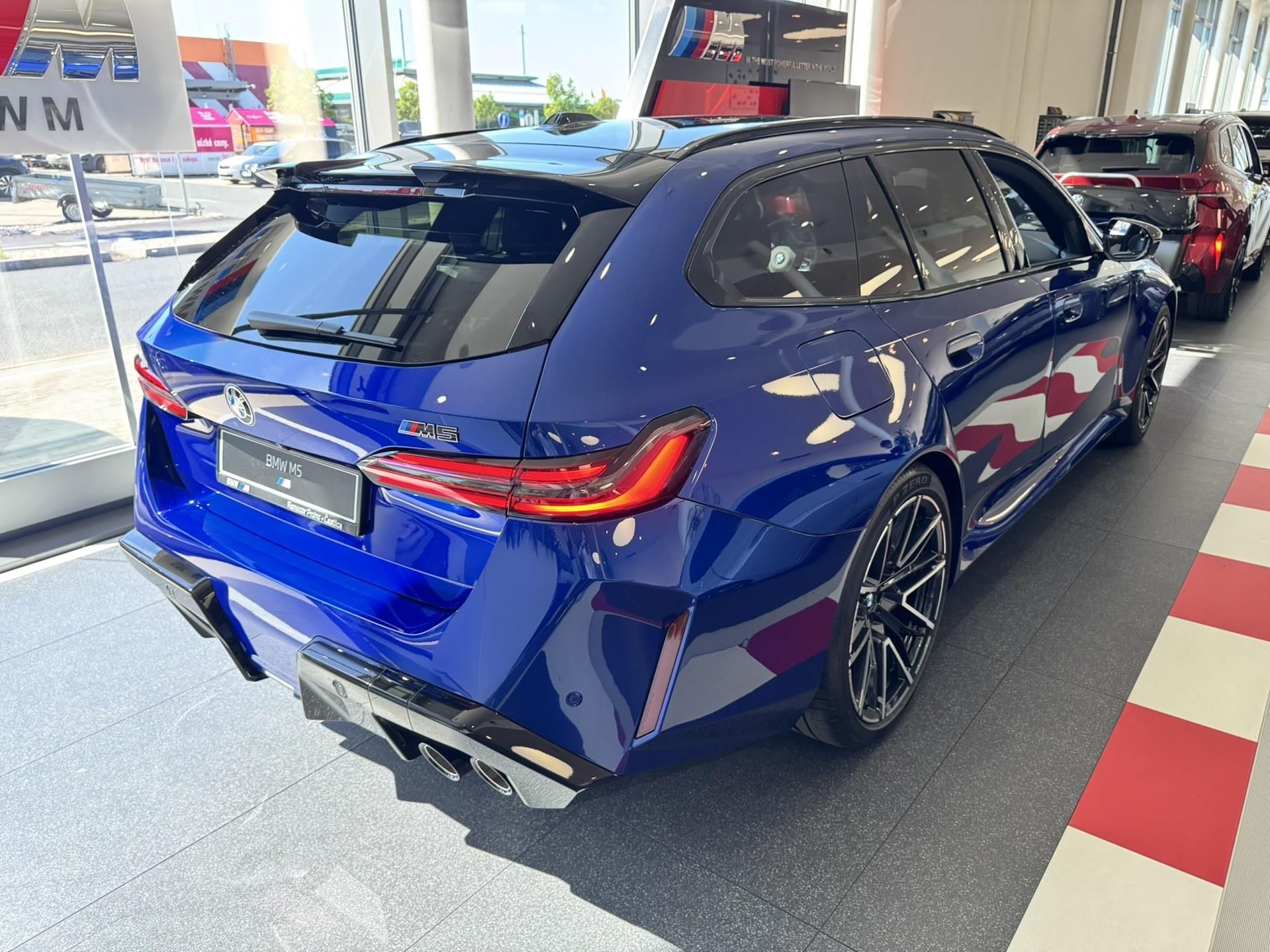 BMW M5, M5 Touring - fotka 3