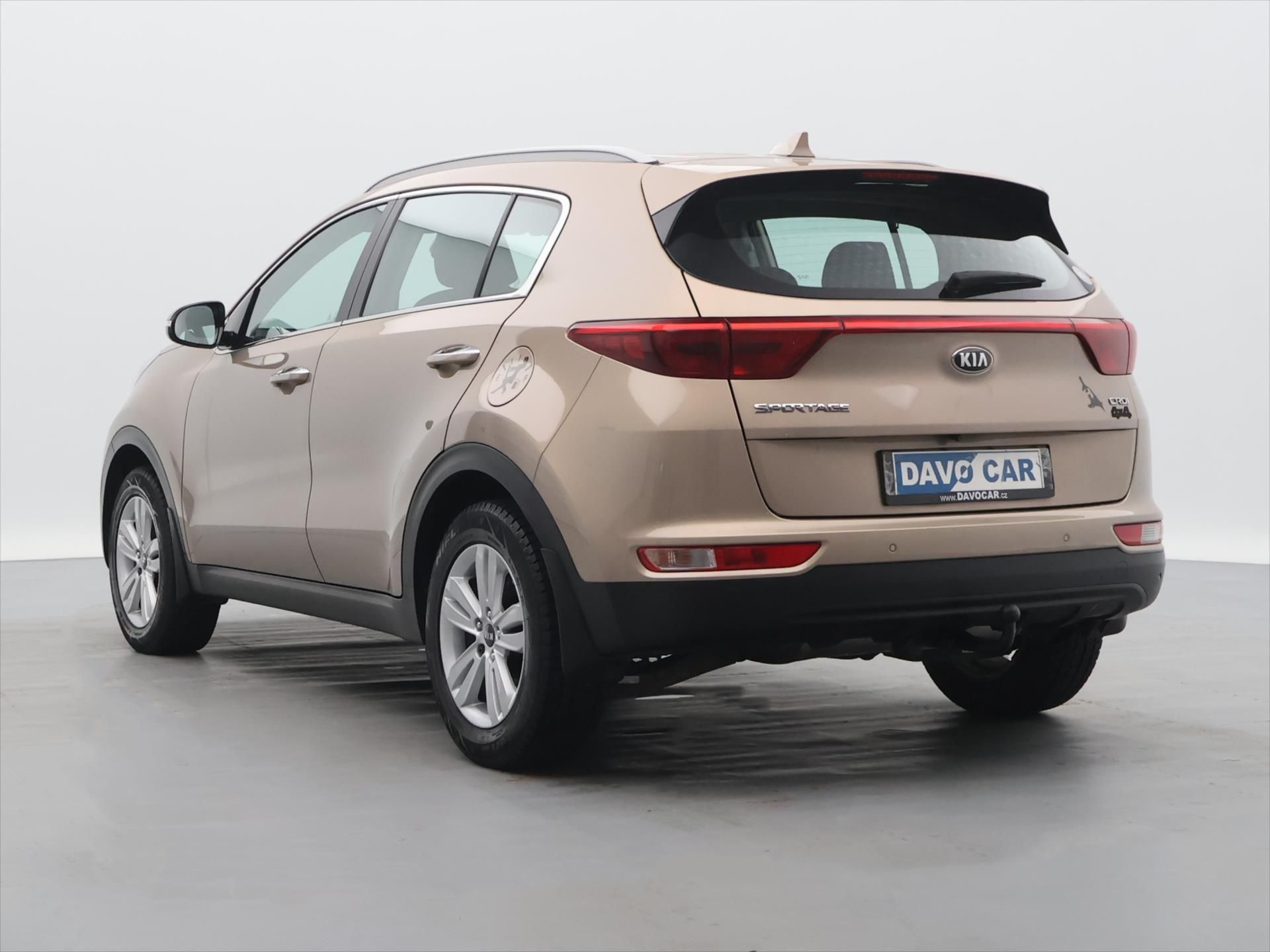 Kia Sportage, 1,7 CRDI 85kW Comfort CZ - fotka 5