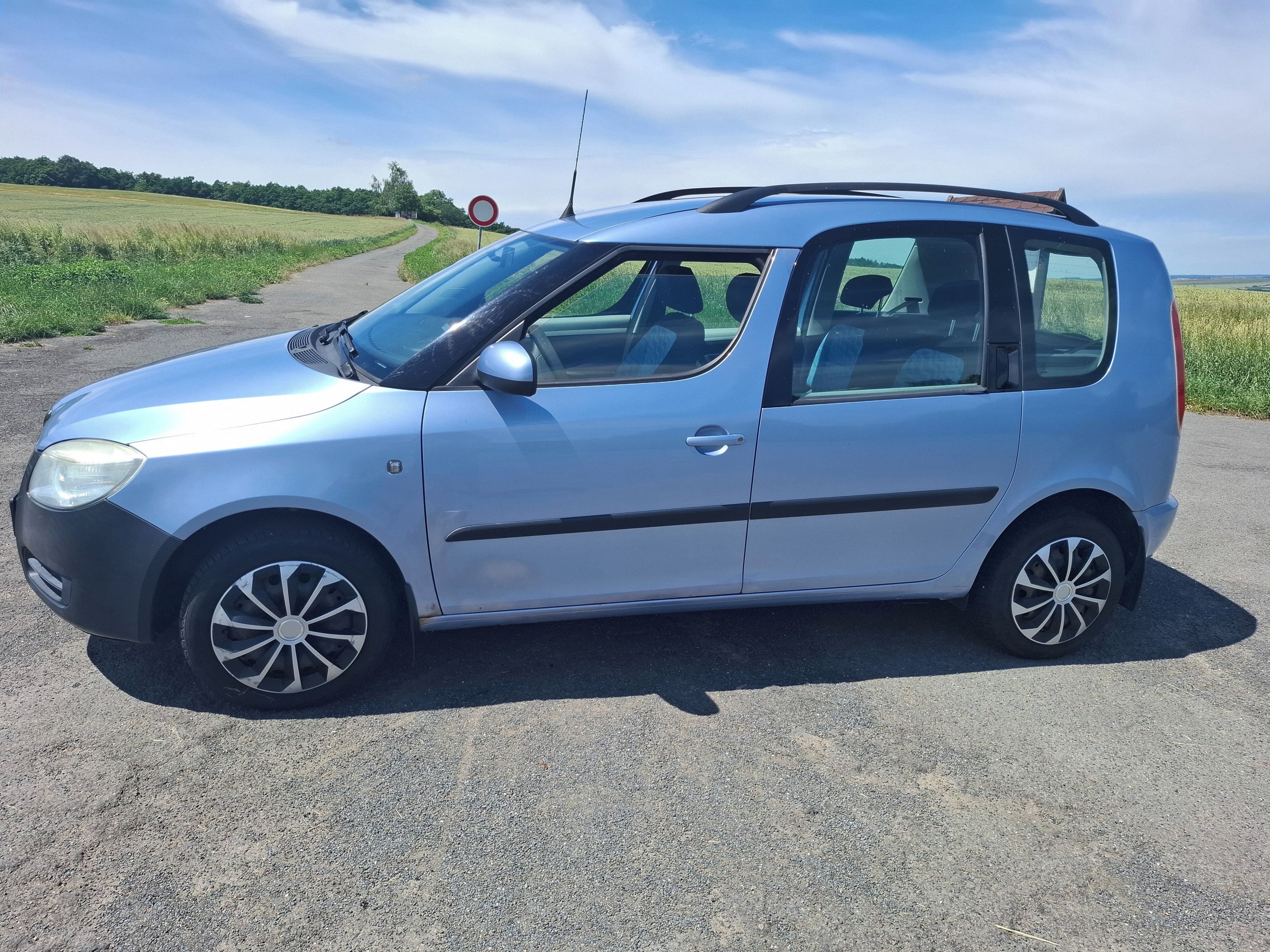 Škoda Roomster, 1.2 Htp, pravidelný servis - fotka 2