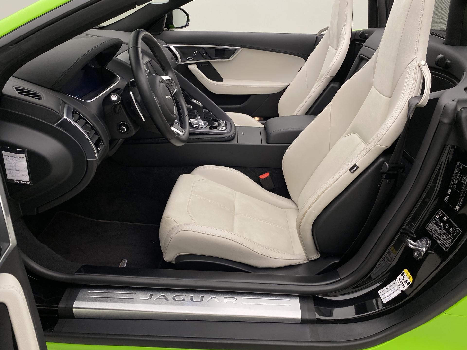 Jaguar F-Type, 2.0T 221kW AUT CZ - fotka 2