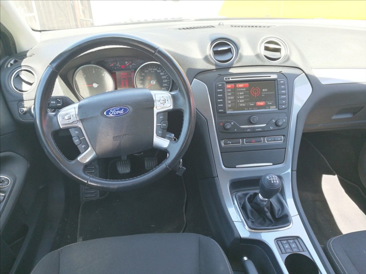 Ford Mondeo, 2,0 TDCi kombi - fotka 5