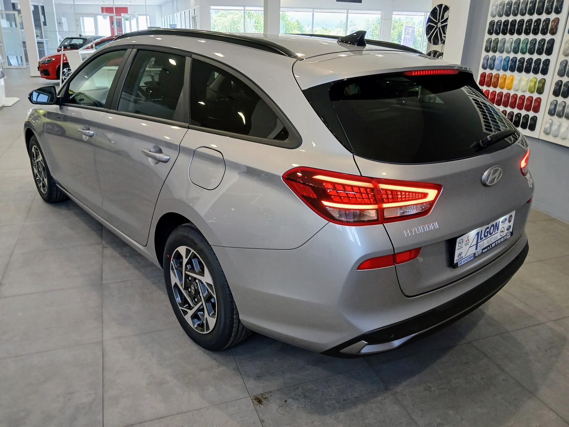 Hyundai i30, 1.0 T-GDI GO Czech! - fotka 5