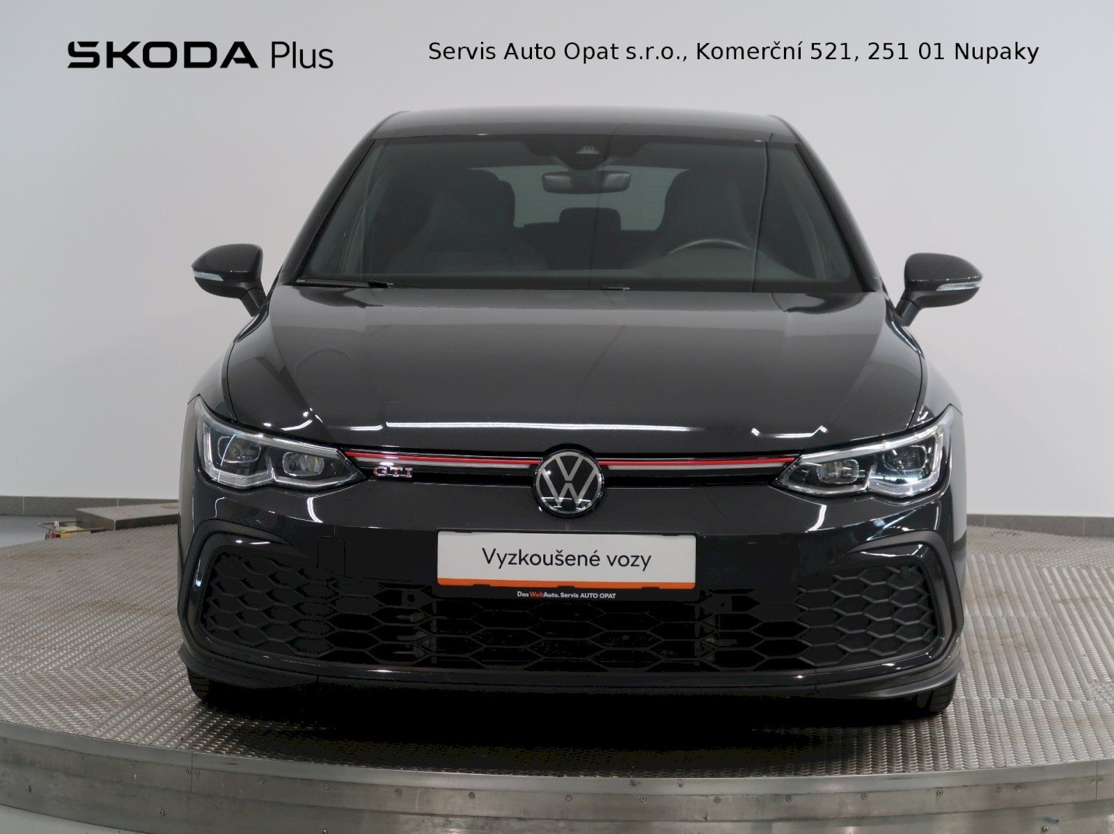 Volkswagen Golf, GTI 2.0TSI 180KW DSG - fotka 4