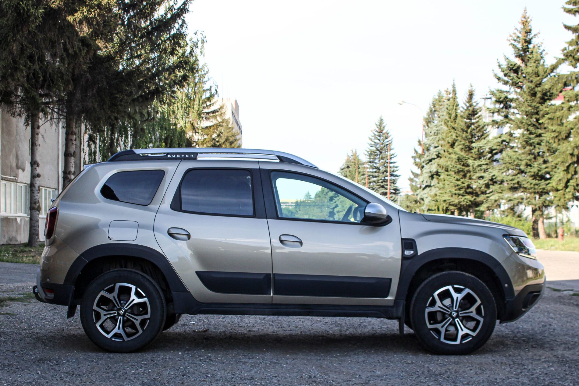 Dacia Duster - fotka 4
