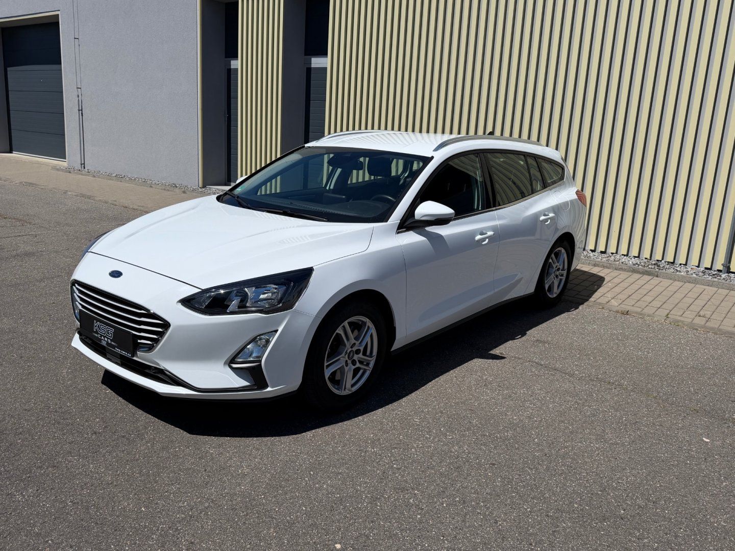 Ford Focus, Com. 1.5TDCi 88kW Tažné! Navi! - fotka 2