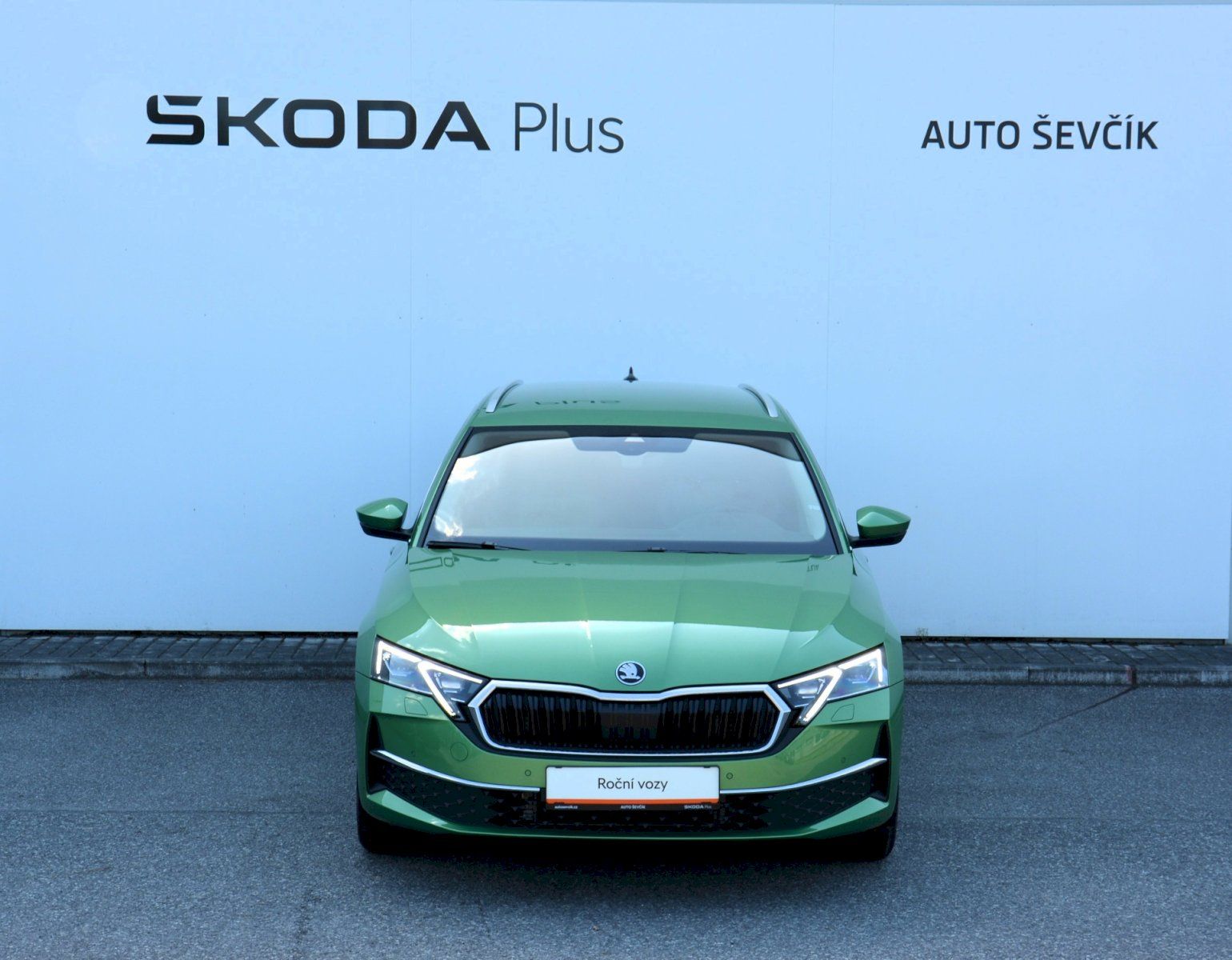 Škoda Octavia, Combi 1.5 TSI 110 kW TOP Selec - fotka 4