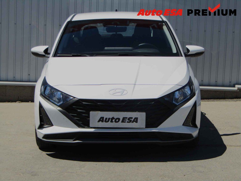 Hyundai i20, 1.2,1.maj,ČR,STK9/28 - fotka 2